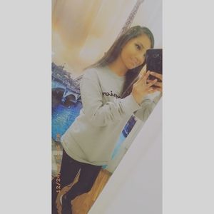 Meet your Posher, Samantha